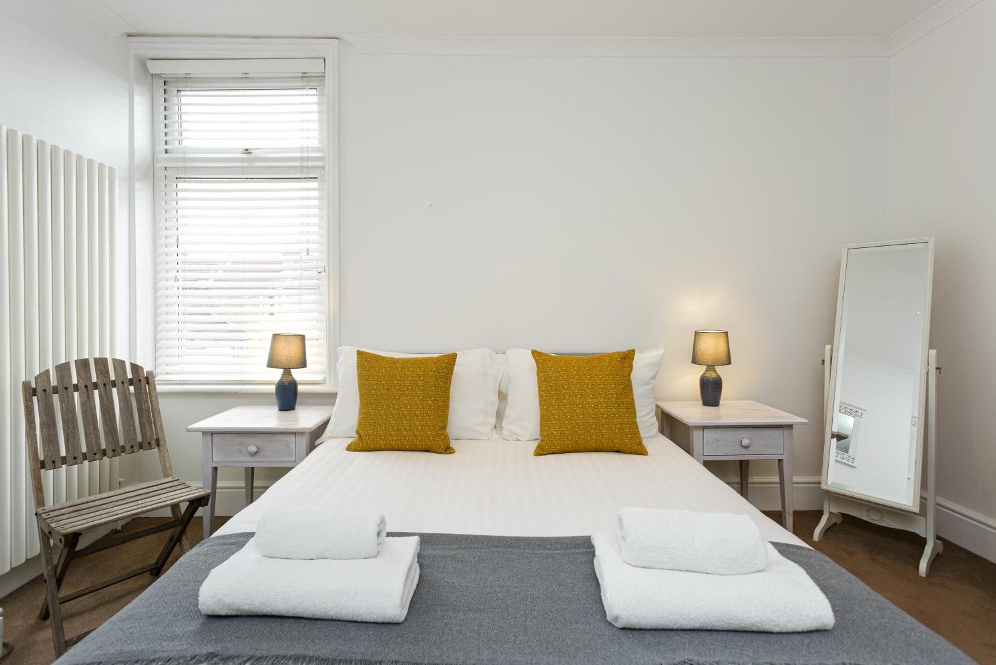 Percy Terrace - Charming 2 Bedroom Town House Πόρτσμουθ Εξωτερικό φωτογραφία